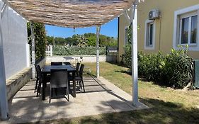 BEACH HOUSE - SEA FRONT- Narramondo Villas